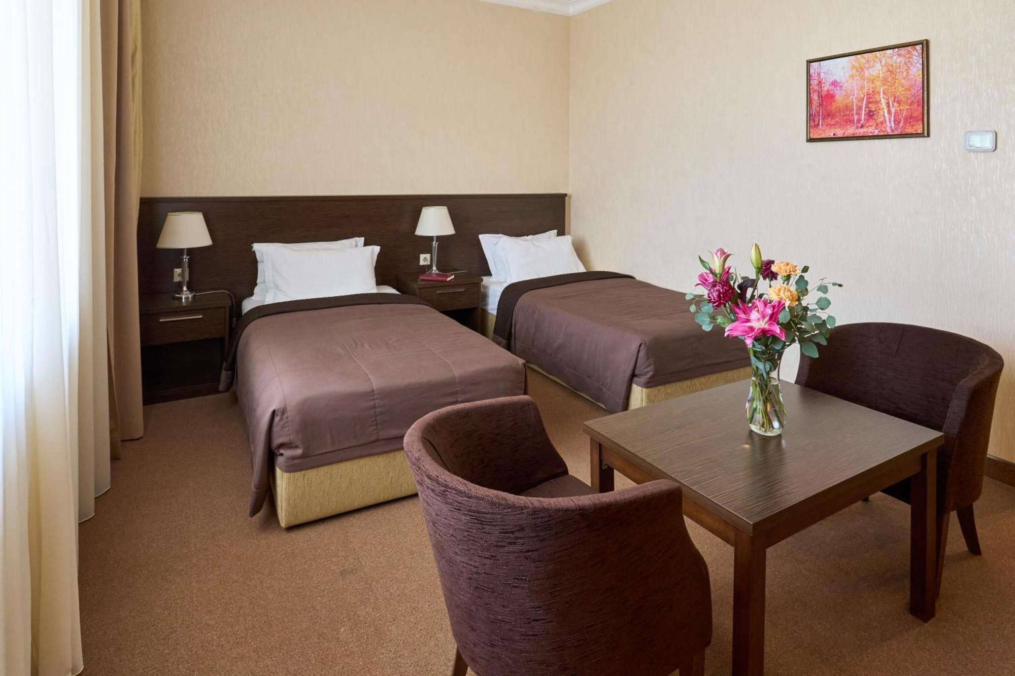 Kainar Hotel Shymkent Ngoại thất bức ảnh