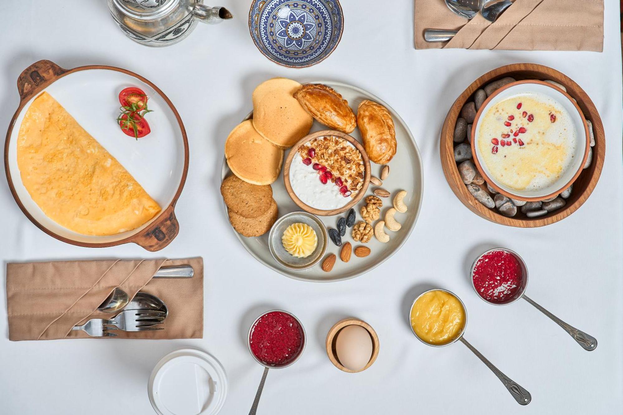 Kainar Hotel Shymkent Ngoại thất bức ảnh