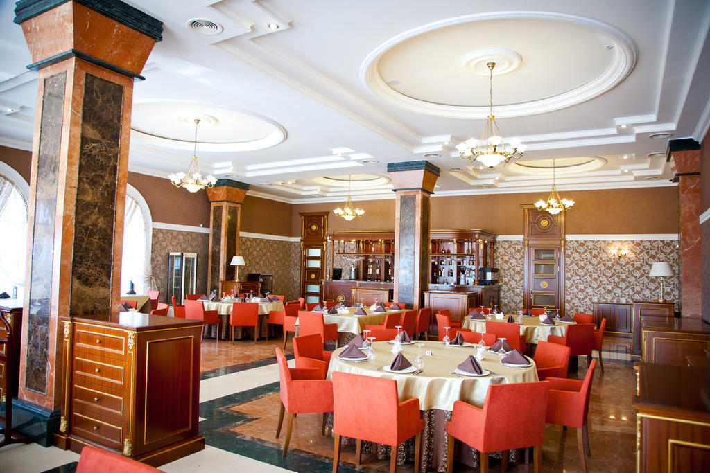 Kainar Hotel Shymkent Ngoại thất bức ảnh