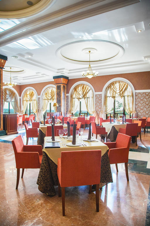 Kainar Hotel Shymkent Ngoại thất bức ảnh