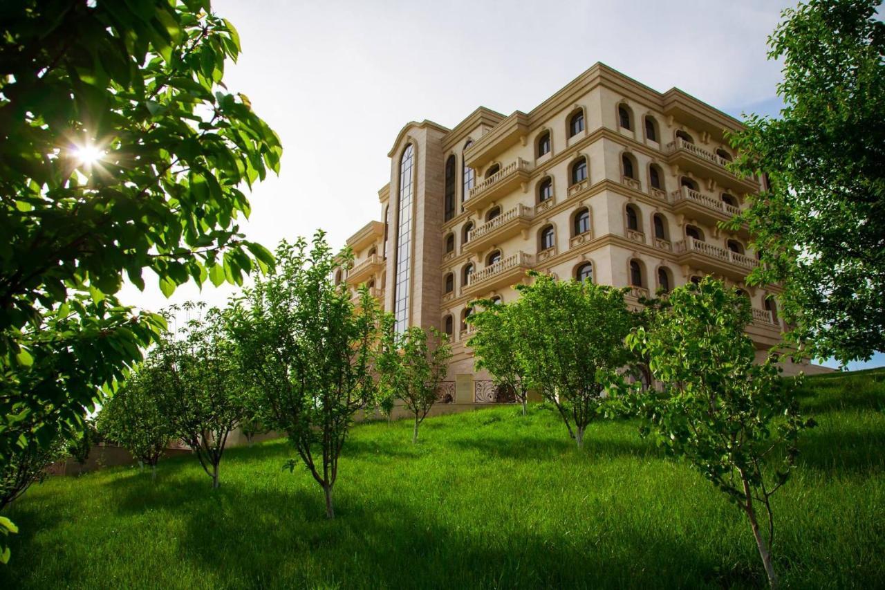 Kainar Hotel Shymkent Ngoại thất bức ảnh